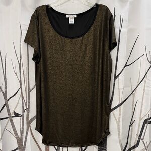 Honey & Lace Shimmery Black and Gold Scoop Neck Tunic
